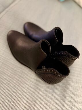 BareTraps Black Leather Ankle Booties